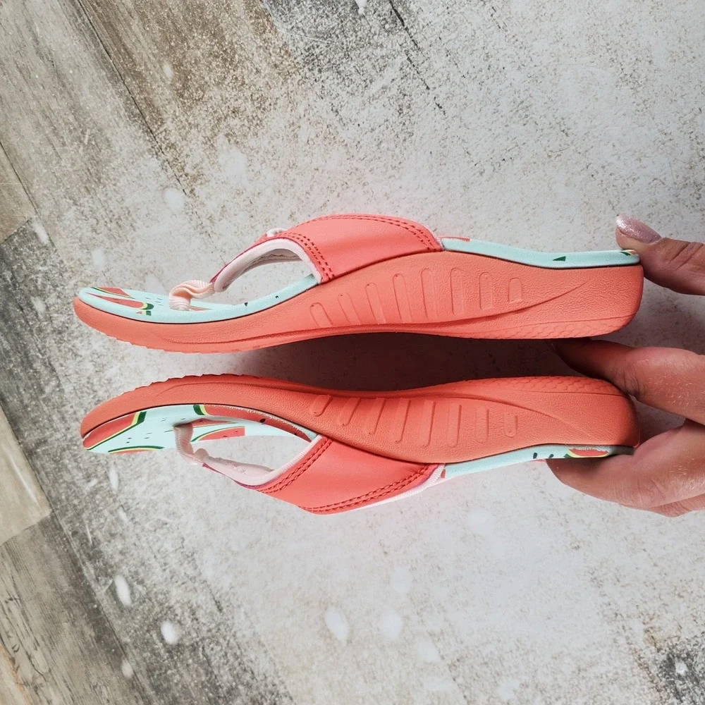 Spenco Yumi Fruitopia Womens Flip Flop Sandals Sz 5 B Vibrant Watermelon Slip On